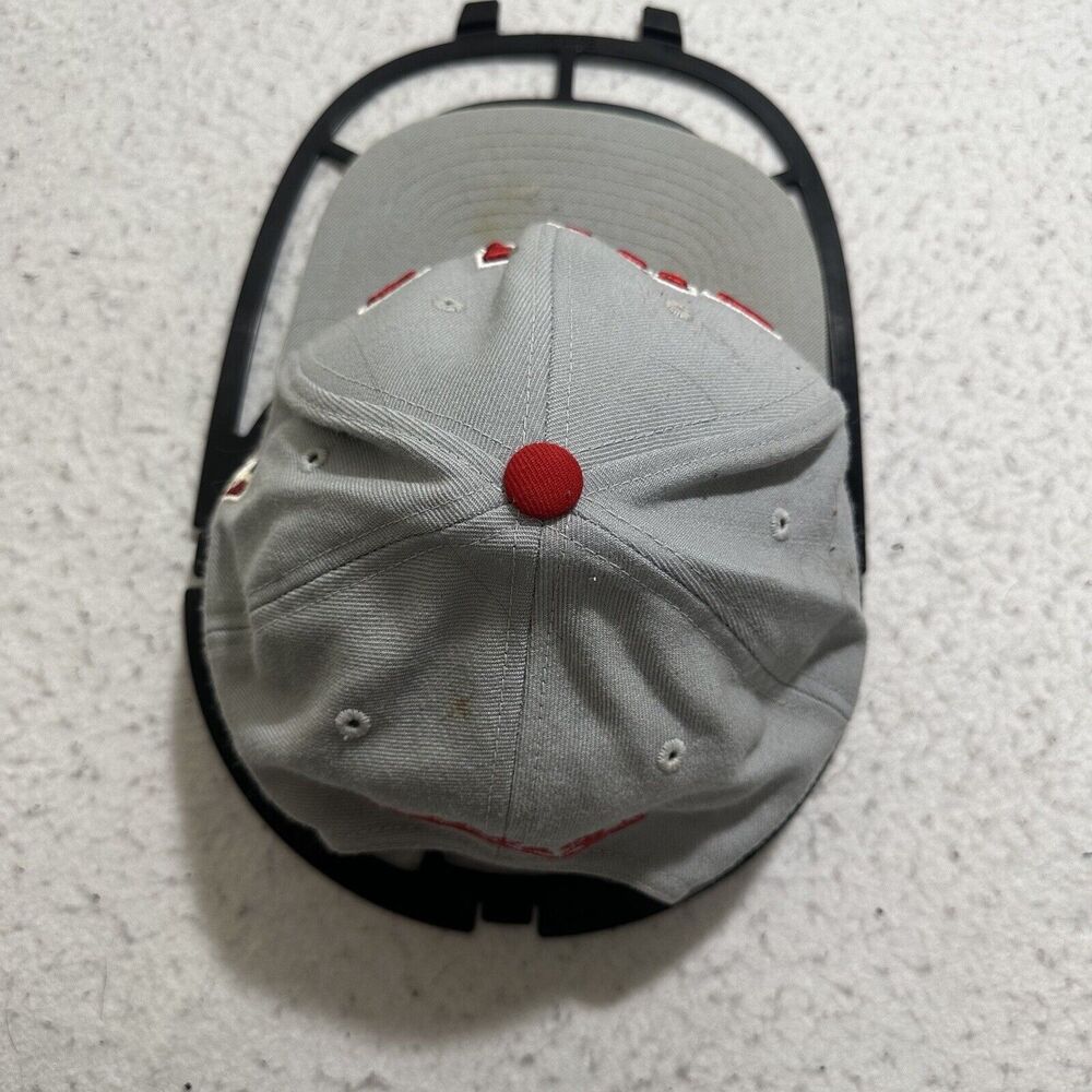 Mitchell & Ness Chicago Bulls Men's Adjustable Hat Baseball Cap Gray Red Wool - Picture 6 of 15